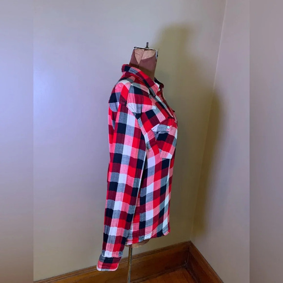 Levi’s flannel shirt, lined flannel button up, fall flannel - Picture 7 of 10